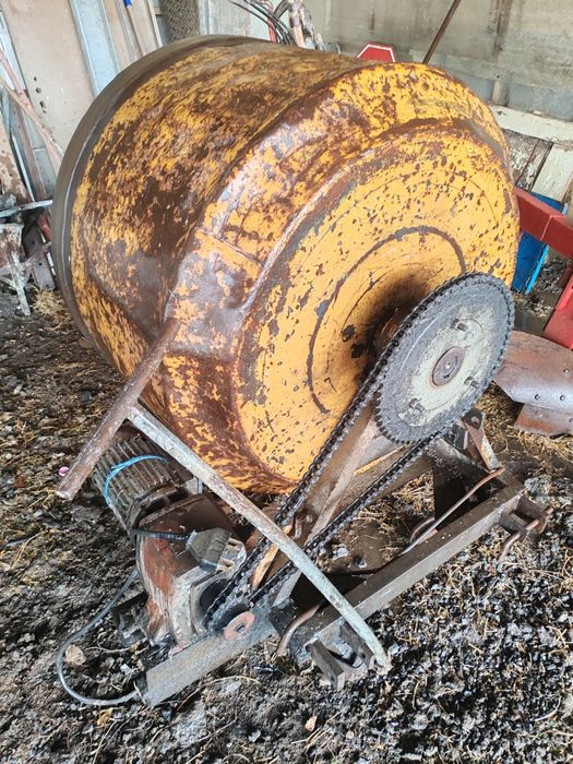 Бетонобъркачка, трифазна