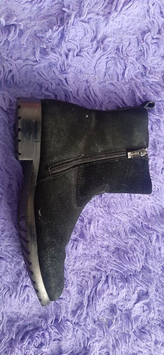 Продам ботинки зимние 36 размер