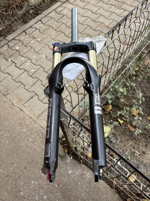 Amortizor RockShoxREBAUltime120 mm,29negru cu tecnologie DebonAir+cha