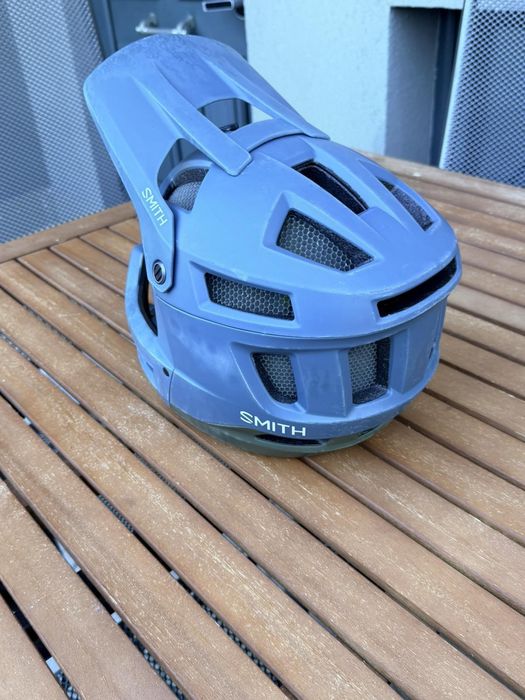 Каска SMITH MAINLINE MIPS matte stone Mразмер