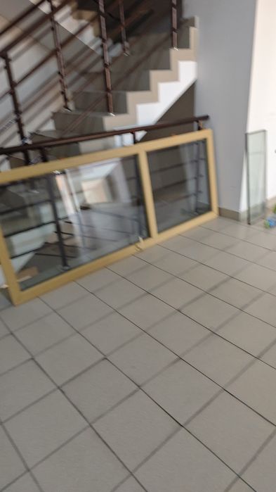 Дверь с косяком.отдам бесплатно