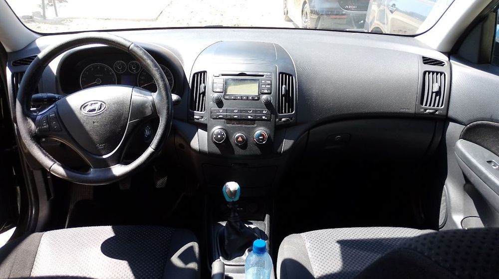 Vand Hyundai i30 din 2010 Blue Edition 1.4MPI 16 valve 105c.p