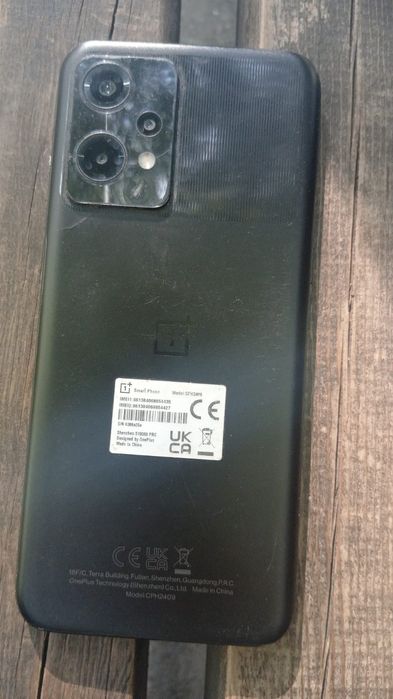 Продам OnePlus Nord 2