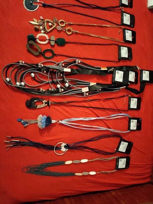 Coliere lanțuri dama