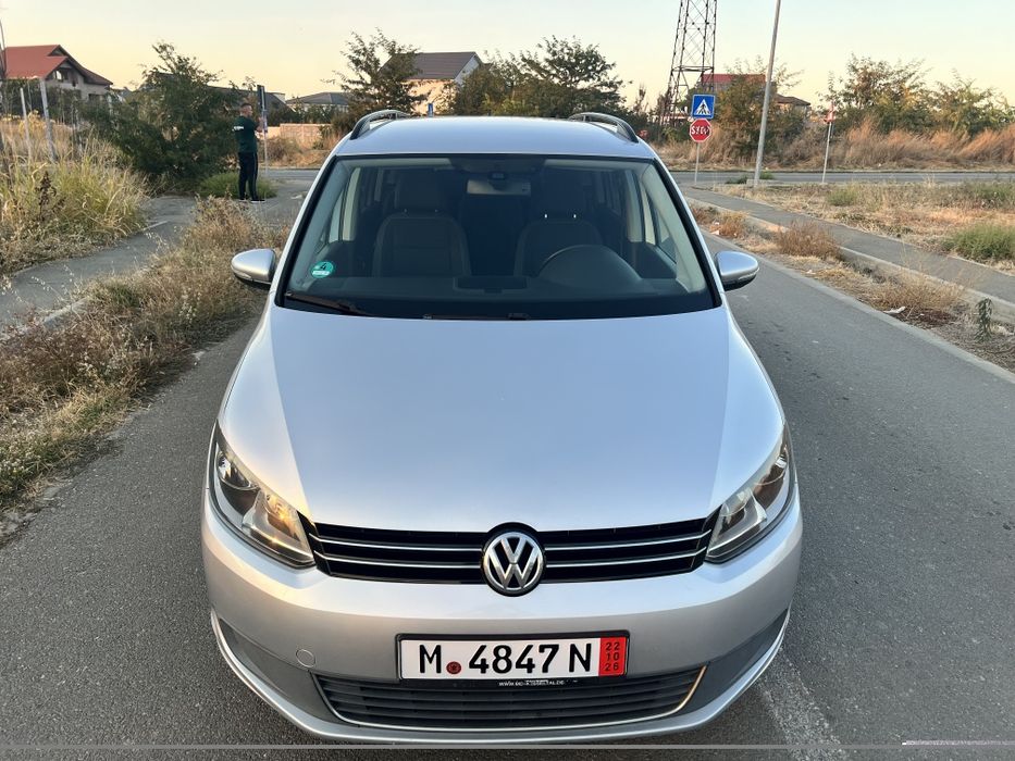 Vw Touran, 7 locuri, benzina, euro 5