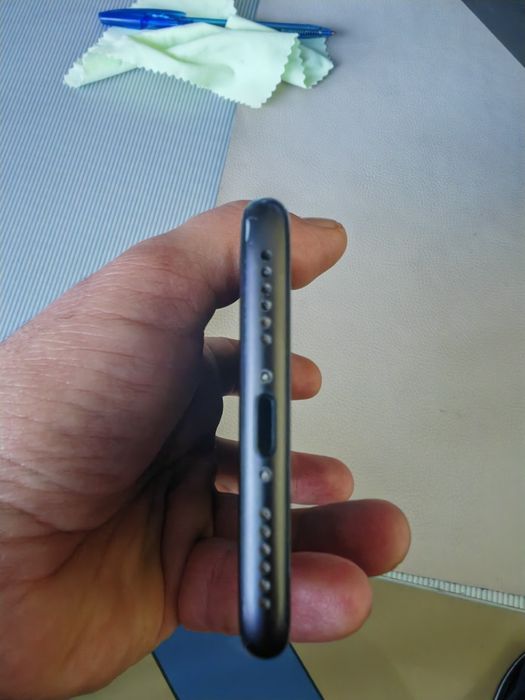 IPhone 8,64GB,82%батерия,OS 16.7.12