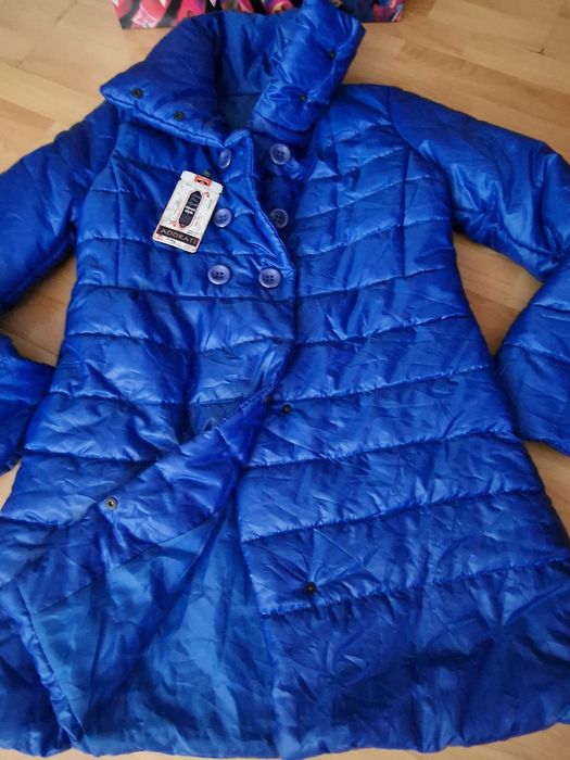Geaca puf  material textil impermeabil, super calitate, super pret