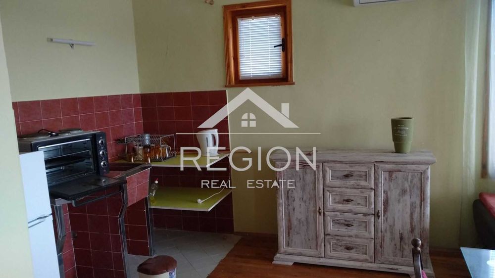 Дава се под наем Къща в к.к. Св.Св. Константин и Елена - 350 кв.м за 1000 € - Снимка #6