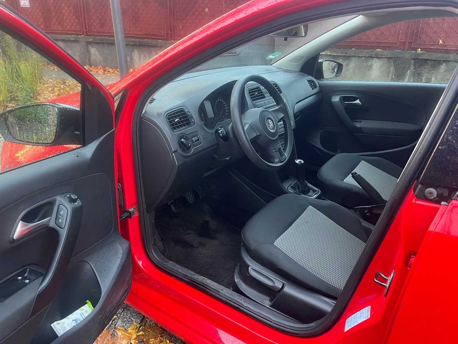 VOLKSWAGEN Polo 2010 — imagine 5