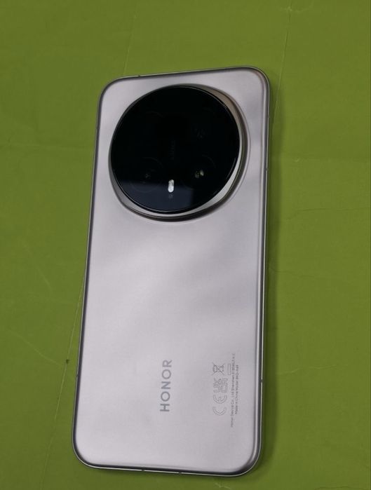 ***ЧИСТО НОВ 512GB Honor Magic 8 Pro Гаранция Yettel 2029 Gold | Златен
