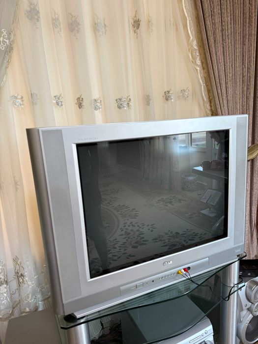 LG 29" CRT TV + DVB-T2 tuner | Komplekt sotiladi