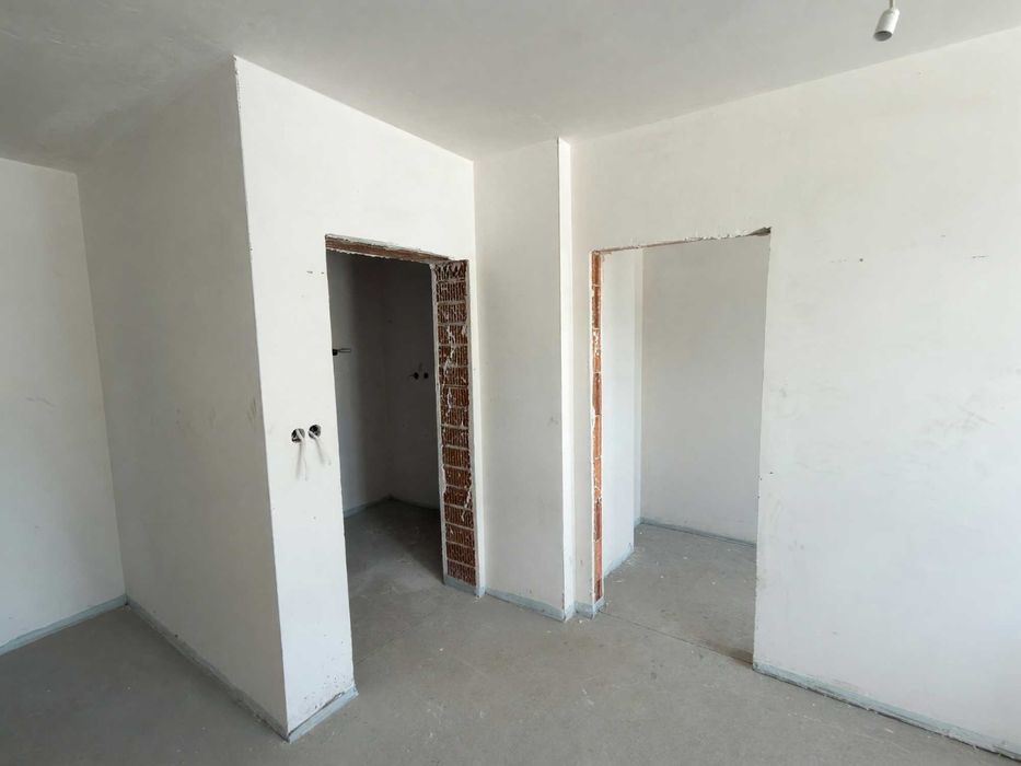 Продава се Двустаен апартамент в Пловдив, Христо Смирненски - 53 кв.м за 1453 €/кв.м - Снимка #1