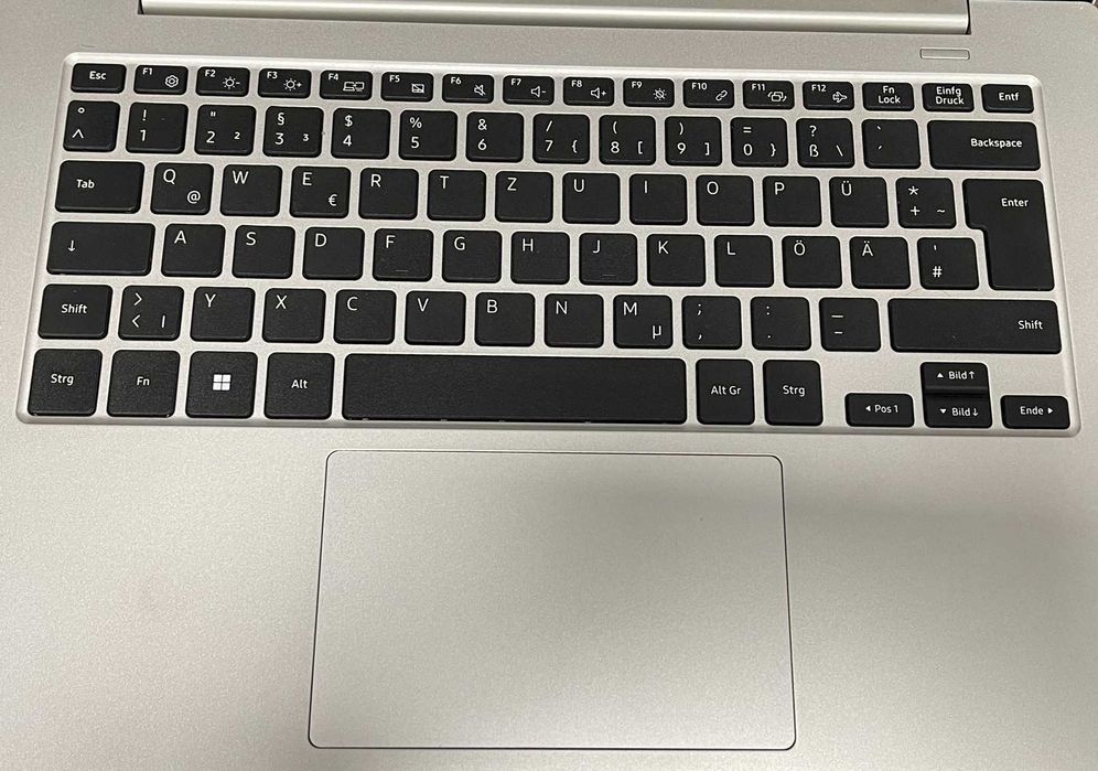 Лаптоп Samsung Galaxy Book 2