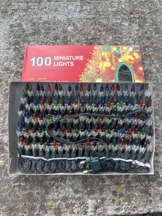 Instalatie craciun brad din anii 90-2000 ,veche dar functionala.