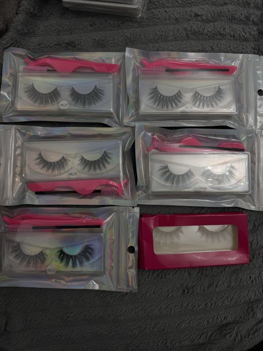 Продам накладные ресницы