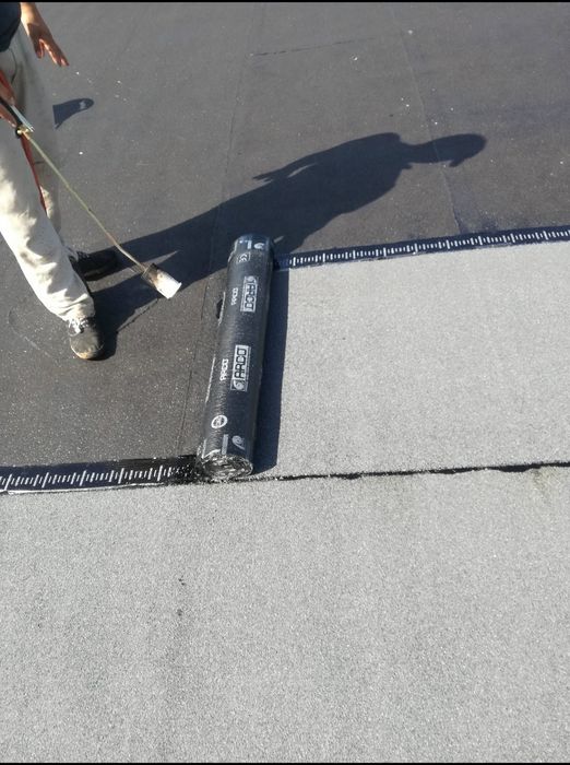 Hidroizolații Terase & Reparații Acoperișuri Oradea | Membrane Bituminoase, Cartondat, Burlane, Dulgherie | Intervenții Urgente Bihor