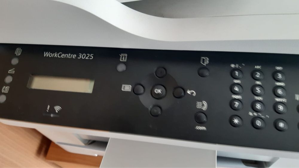 Multifunctional Xerox Workcentre 3025 cu ADF