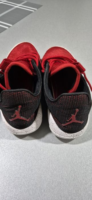 Маратонки Nike 5 чифта