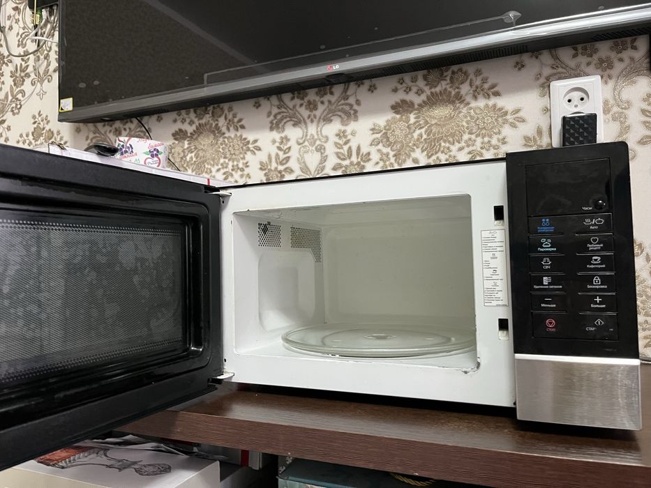 Микроволновая печь Самсунг