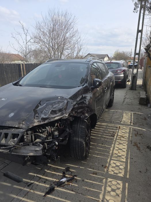 Vand Renault Megane 3 Avariat