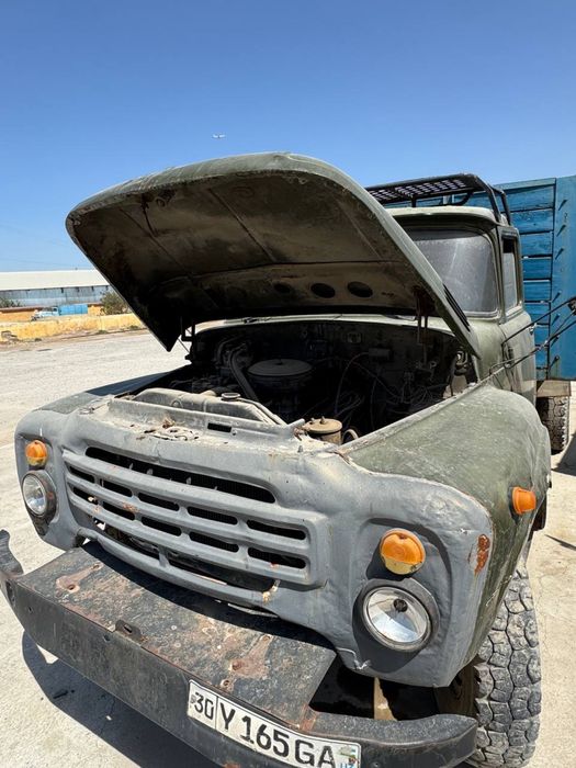 Zil 130 srochna sotiladi