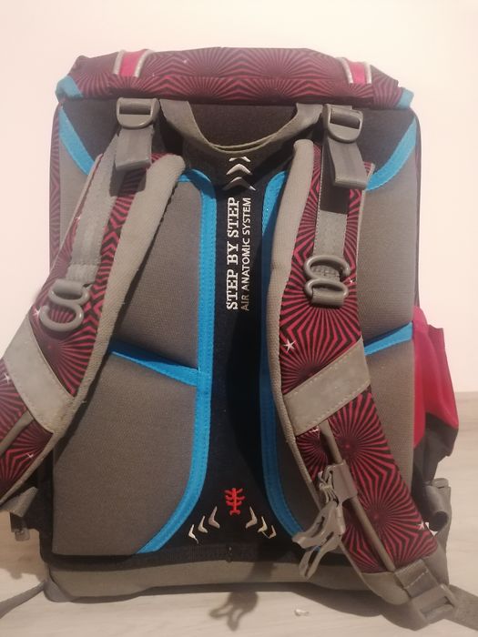 Ghiozdan Step by Step, aproape nou