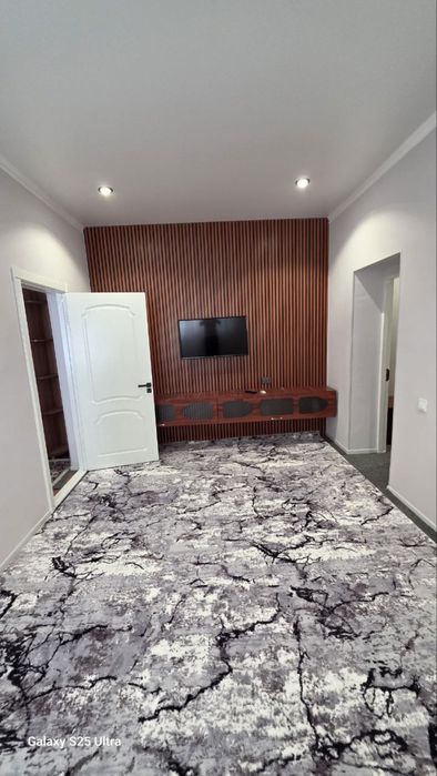 Чиланзар 23.  Аренда. Семейным. Срочно 2 х комнатная