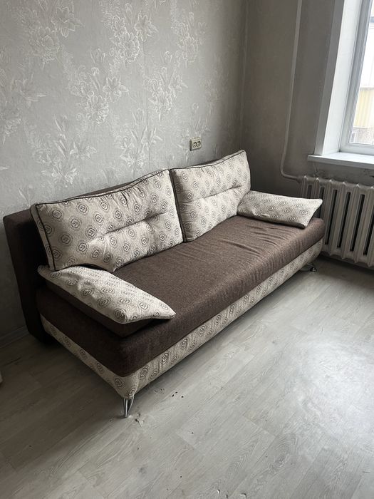 продам диван в хорошем сост