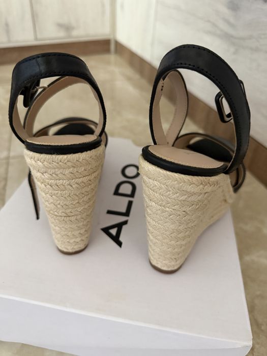 Сандали Aldo