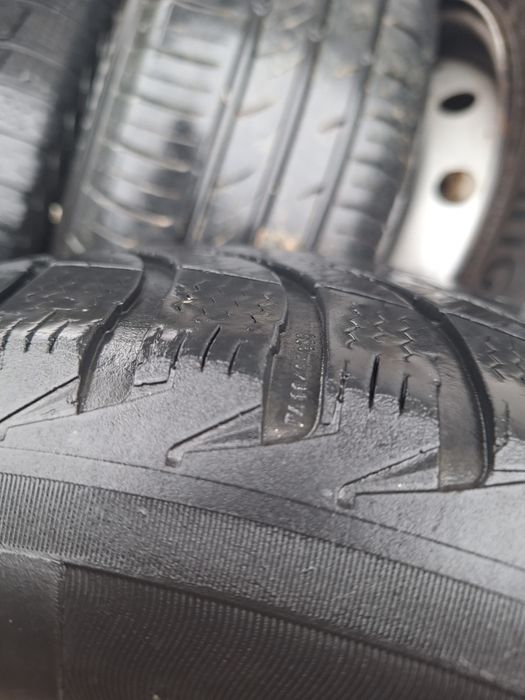 Зимни Гуми 195/65 Michelin 15-ки