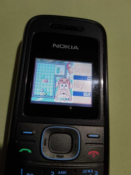 Работещ Nokia 1208 (bg меню) + кабел за зареждане