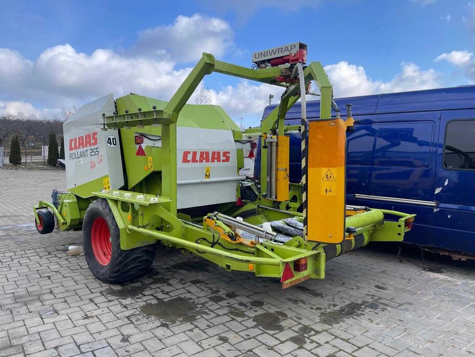 Balotiera Claas Rollant 255