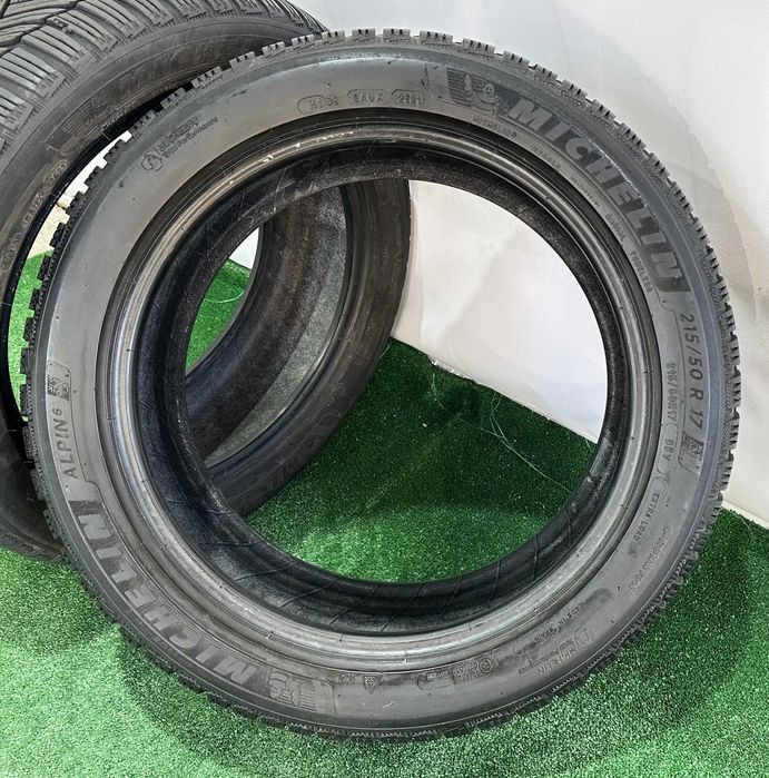 2бр 215/50r17 MICHELIN зимни