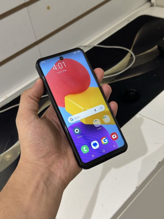 продам телефон Samsung A84