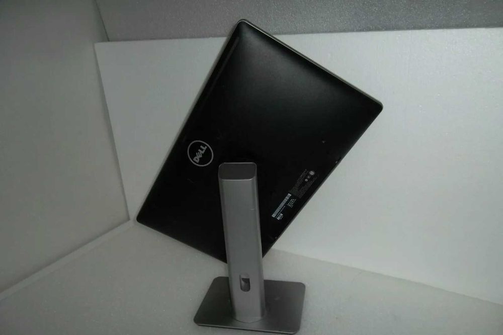 DELL P2214Hb в отлично състояние