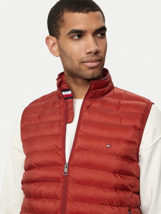 Легкая безрукавка Tommy Hilfiger