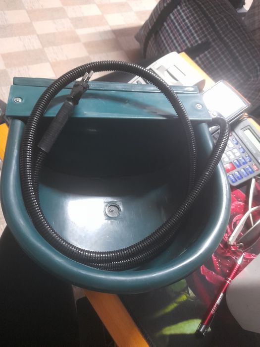 Bol  de apa electric pt animale