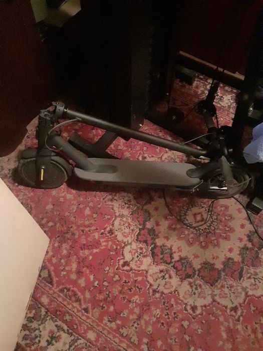 Trotinetă electrică xiaomi m365 pro