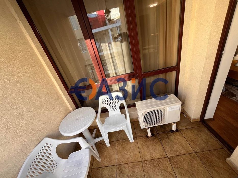 Продава се Двустаен апартамент в к.к. Слънчев бряг - 47 кв.м за 999 €/кв.м - Снимка #9