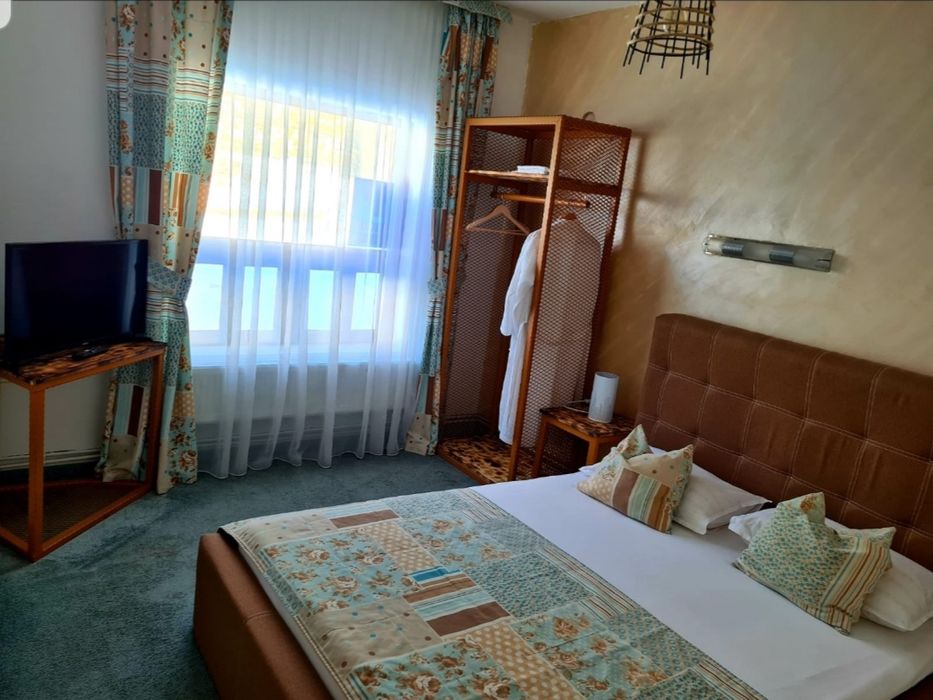 Cazare,pensiune,hotel ranca, transalpina,piscina,jacuzzi,spa,ski,sauna