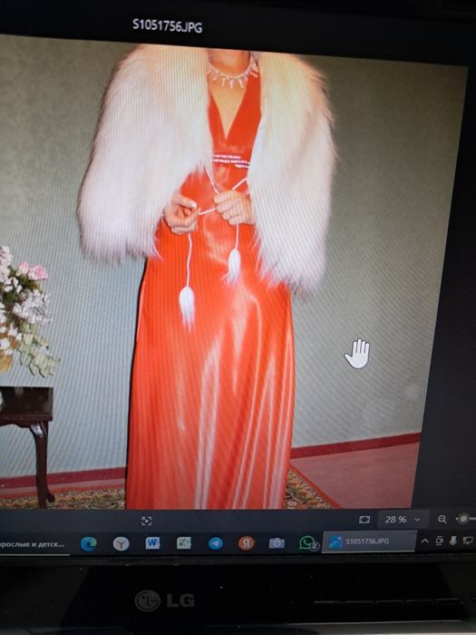 Красивое вечернее платье