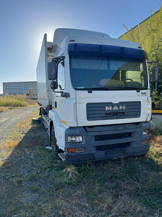 Dezmembrez Camion MAN LE 8.180 si MAN TGA 26.350