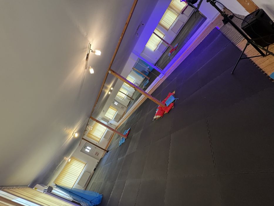 Închiriez sală Dans, Aerobic, Pilates, Teatru