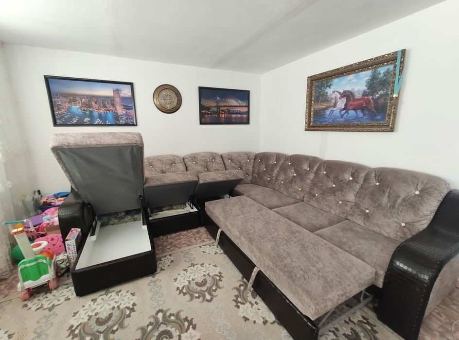 Большой угловой диван-конструктор