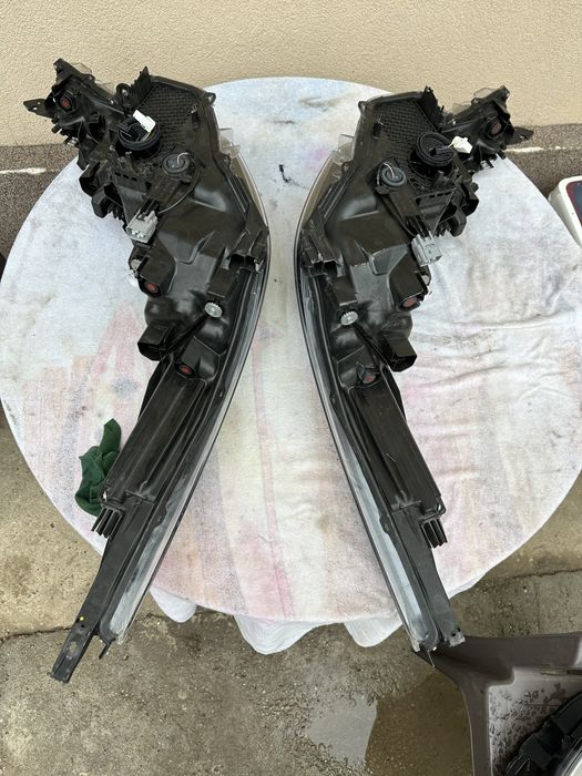 Faruri stânga dreapta full led toyota chr.