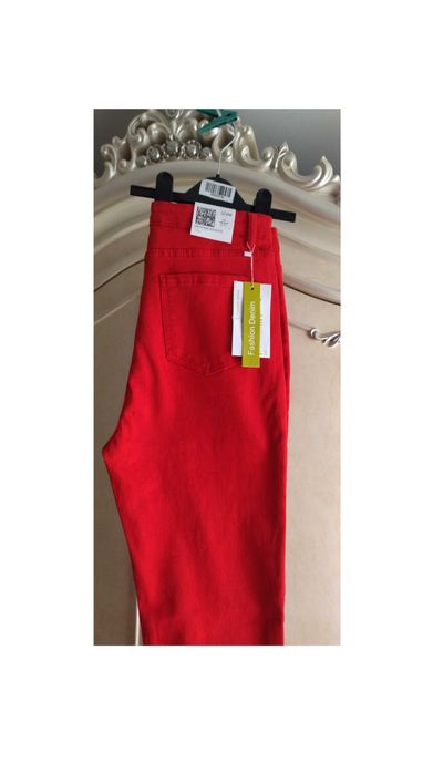 Турция"Bershka"Jeans, Skinny*Jeans Red