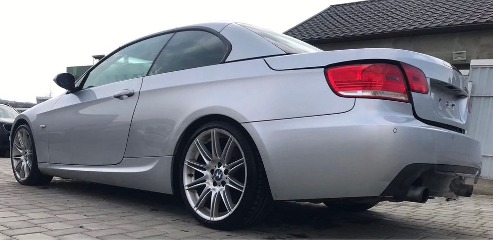 Dezmembrez BMW 335i E93 M-Pack doar 84.000 miles ,NAVI mare,Recaro