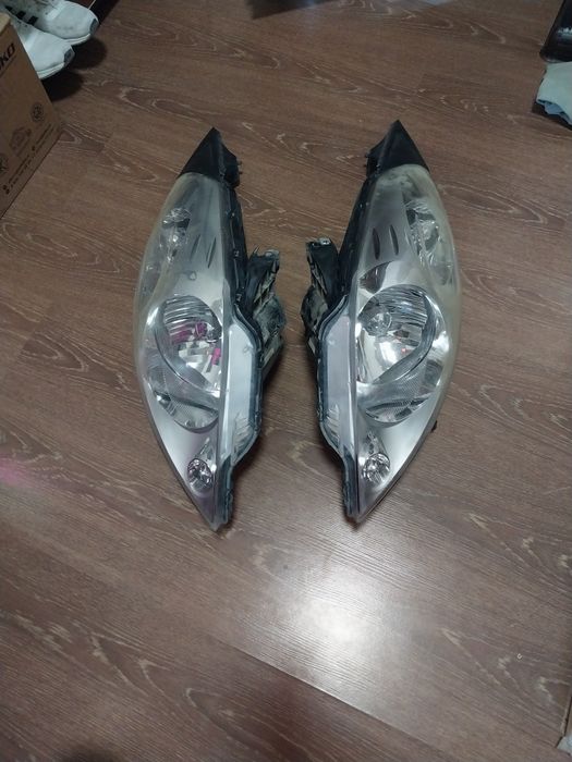 Продаются передние фары спарк. Заводские
