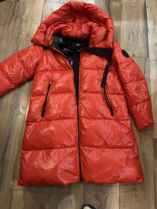 Продавам зимно яке Loft