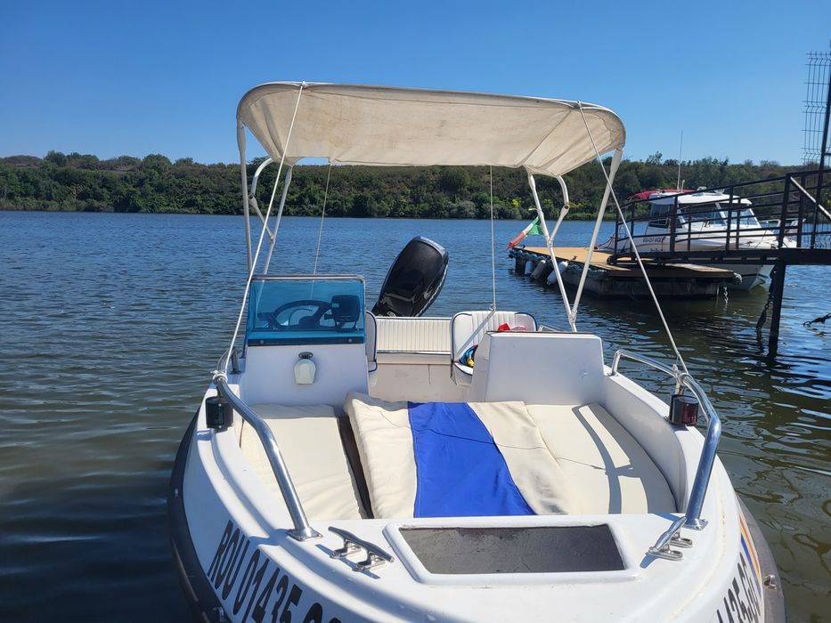 Vând barcă Rio Open+peridoc+motor